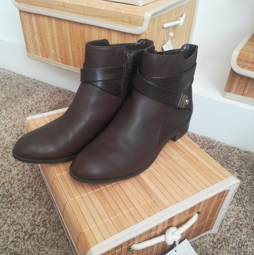Brown Anne Klein Booties